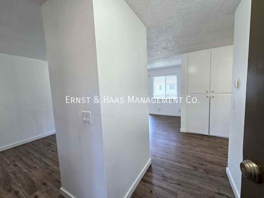 6673 Hammond Ave #E - Photo 2 of 17