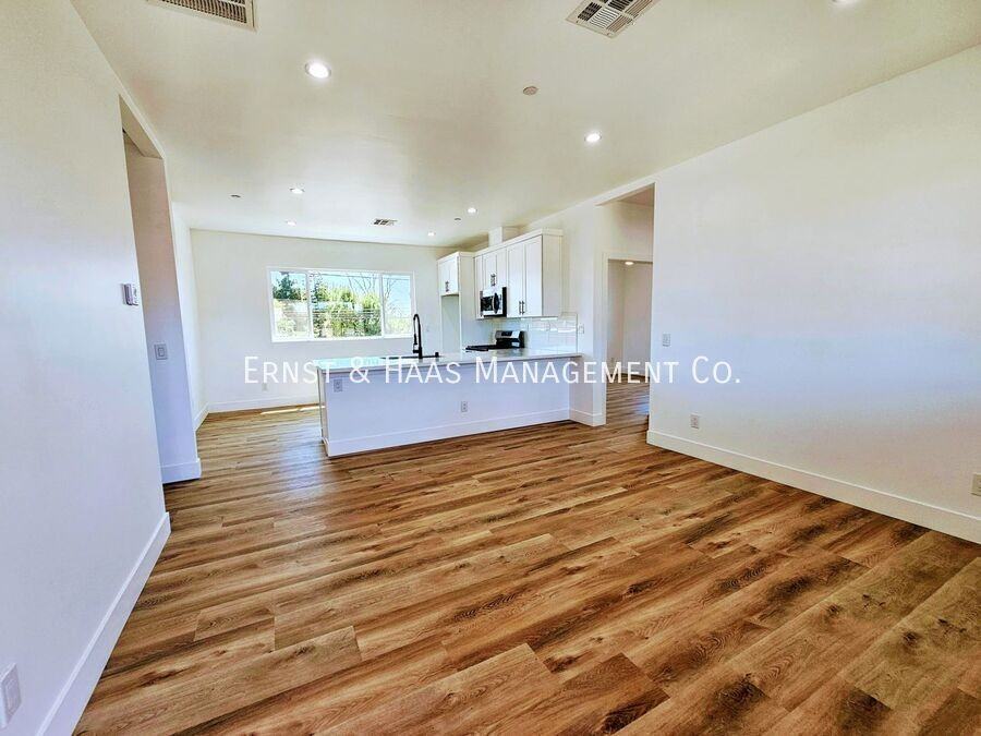 5016 N Bentree Cir - Photo 3 of 20