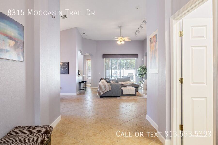 8315 Moccasin Trail Dr - Photo 5 of 39