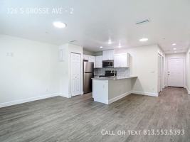 featured image of 326 S Grosse Ave #2