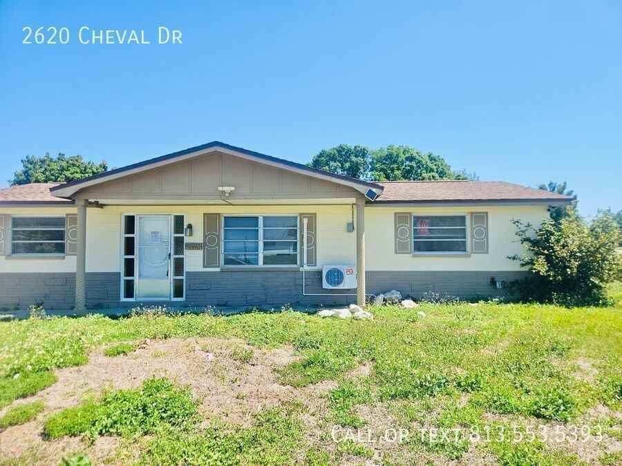 2620 Cheval Dr - Photo 3 of 37