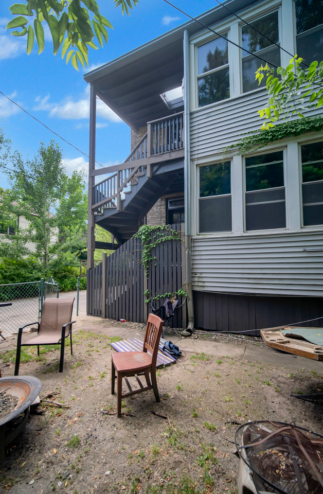 1103 Simpson - Photo 4 of 8