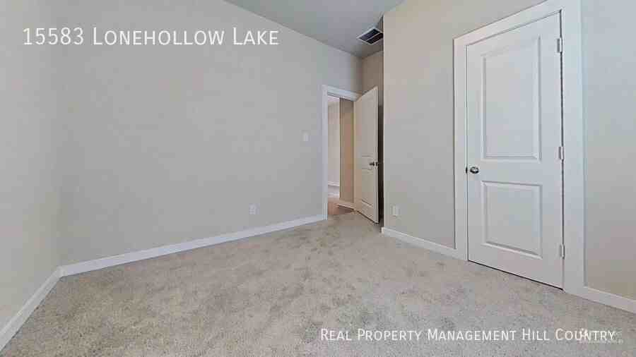 15583 Lonehollow Lk - Photo 6 of 16