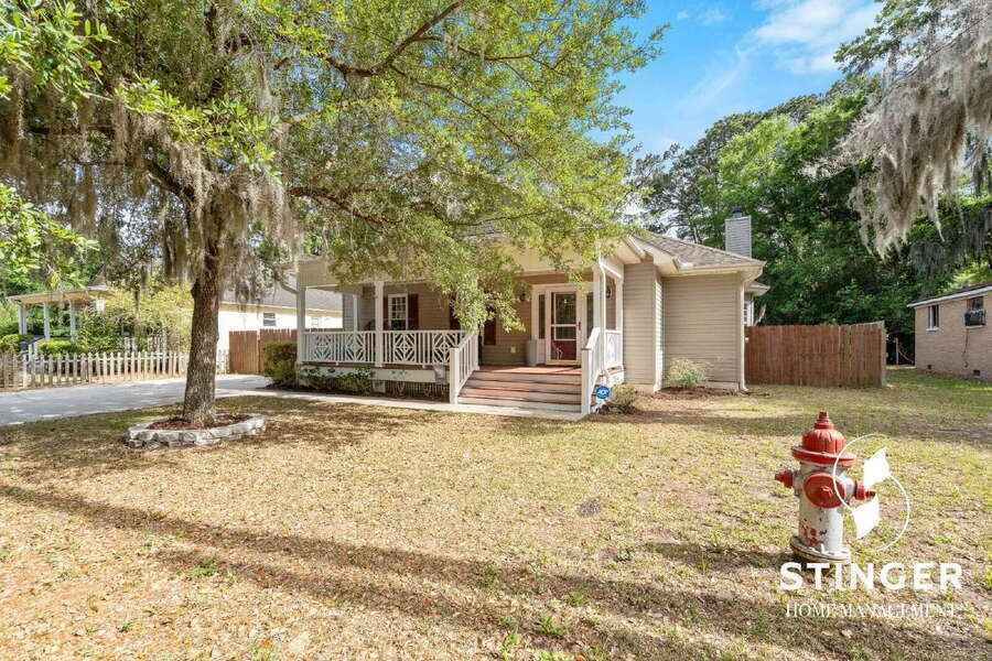 2414 Waddell Rd - Photo 2 of 43