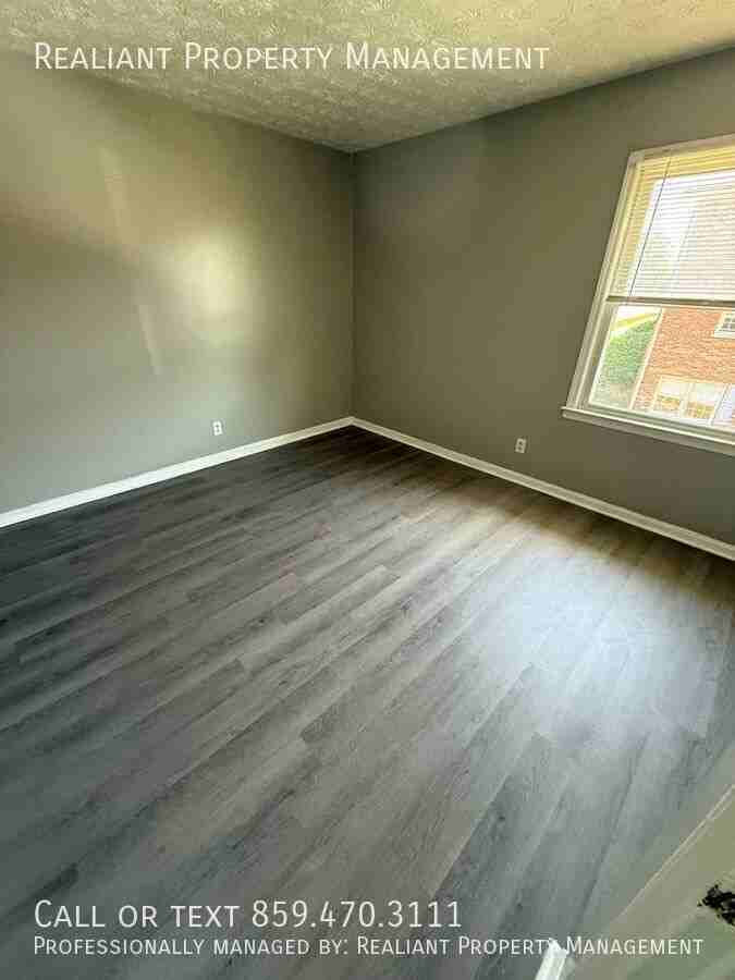 1582 Martha Ct #3 - Photo 3 of 17