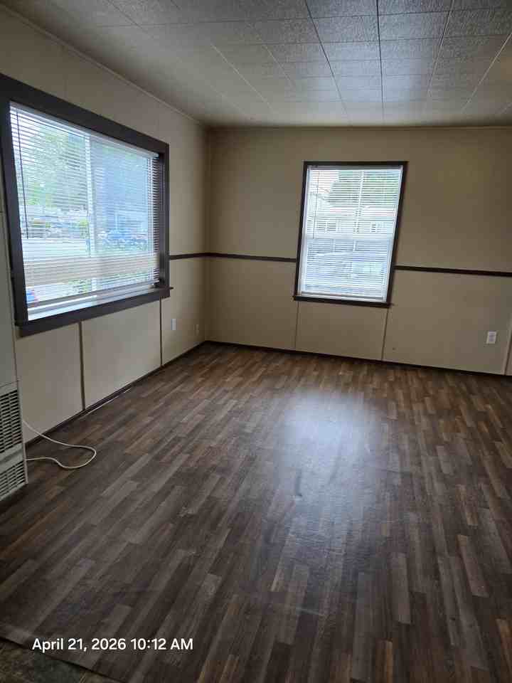 1275 Rogue River Hwy Apt 9 - Photo 2 of 5