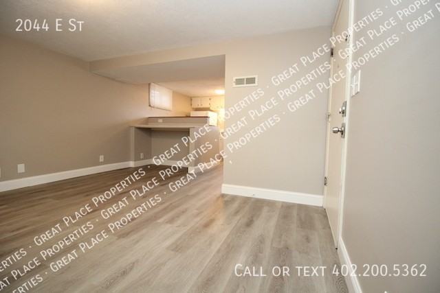 2044 E St - Photo 6 of 13