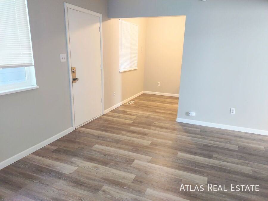 958 W Moreno Ave #COPY - Photo 3 of 9
