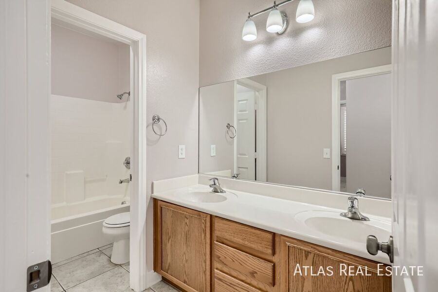 4609 Sergeant Ct - Photo 7 of 19