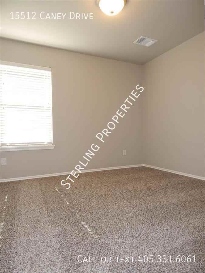 15512 Caney Dr - Photo 4 of 30