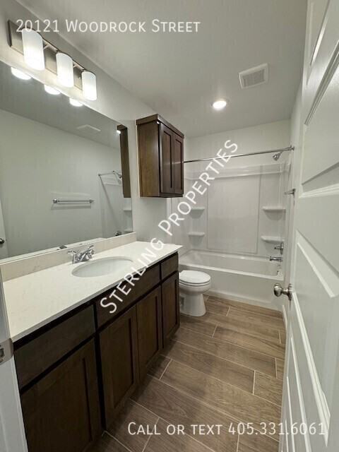 20121 Woodrock St - Photo 4 of 20