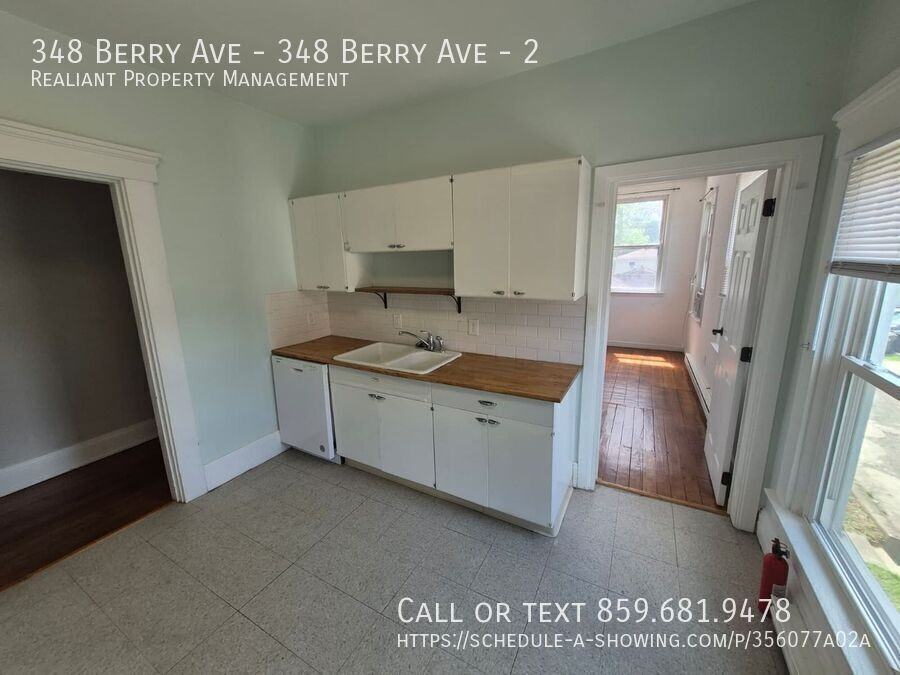 348 Berry Ave - 348 Berry Ave #2 - Photo 6 of 12