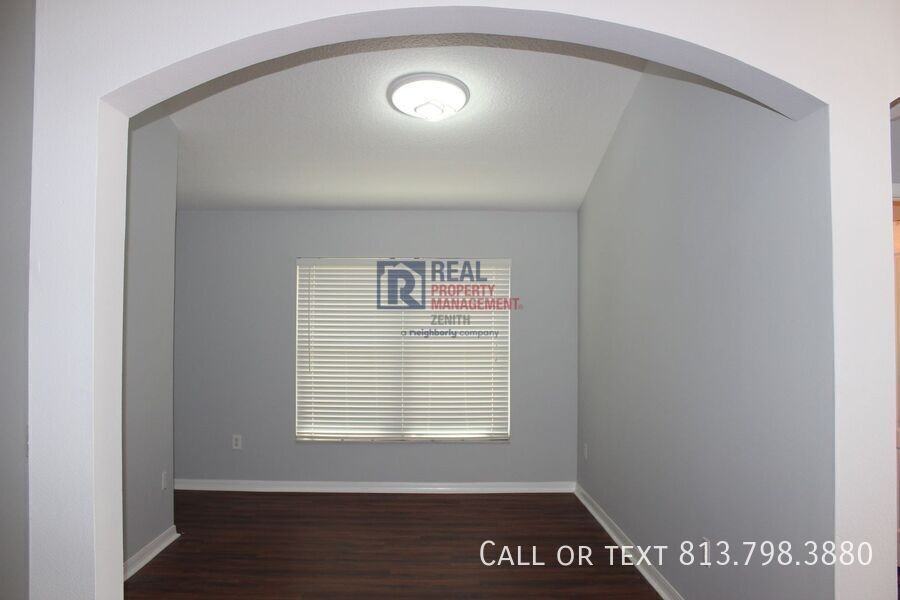 31215 Wrencrest Dr - Photo 3 of 23