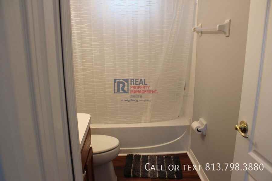 31215 Wrencrest Dr - Photo 5 of 23