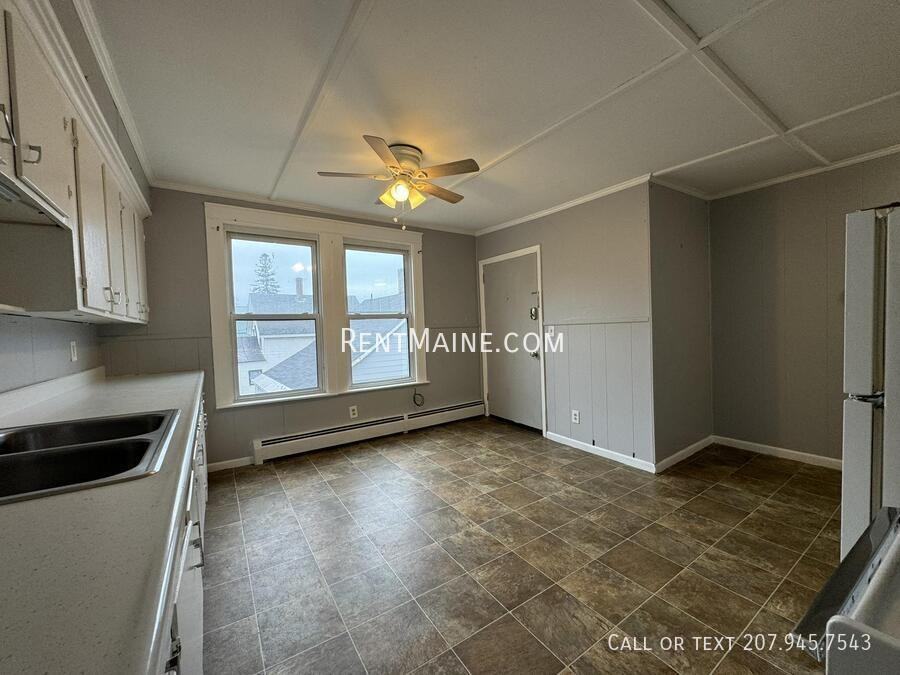 13 Kidder St #3 - Photo 3 of 9