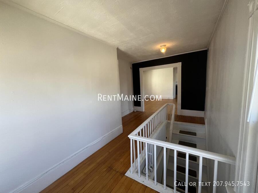 87 Union St #1 - Photo 5 of 8