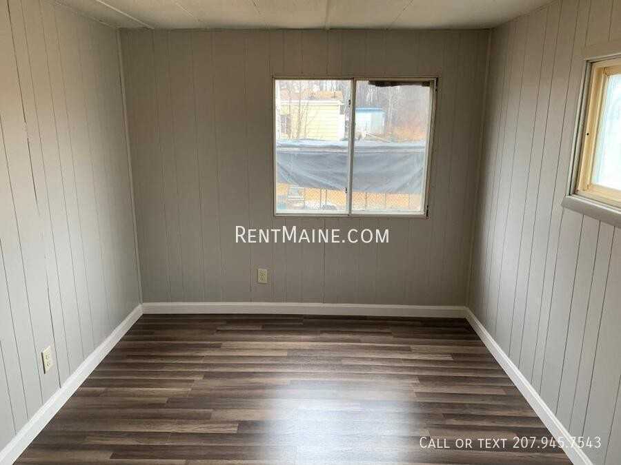 681 Main Rd N #40 - Photo 4 of 16