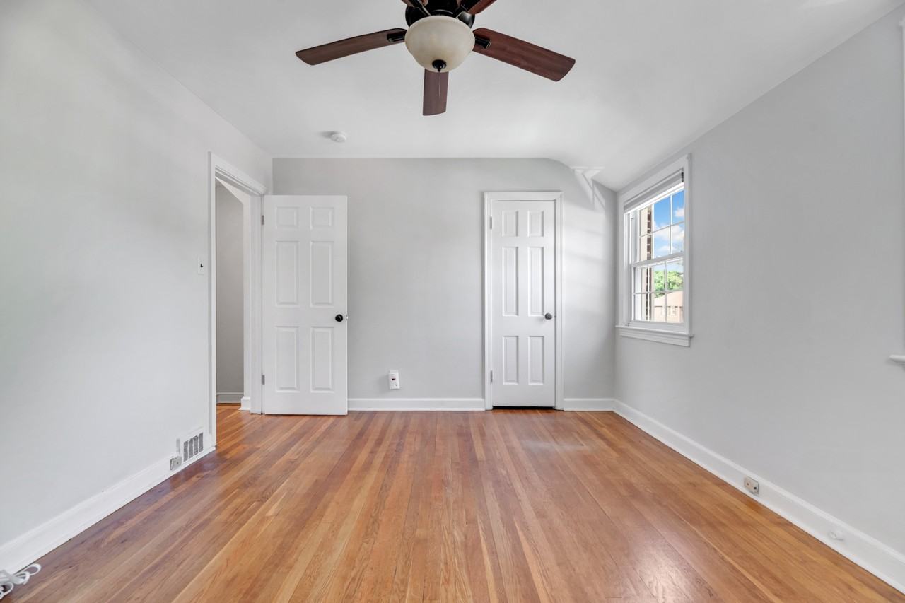 3618 3rd St S - Photo 3 of 30