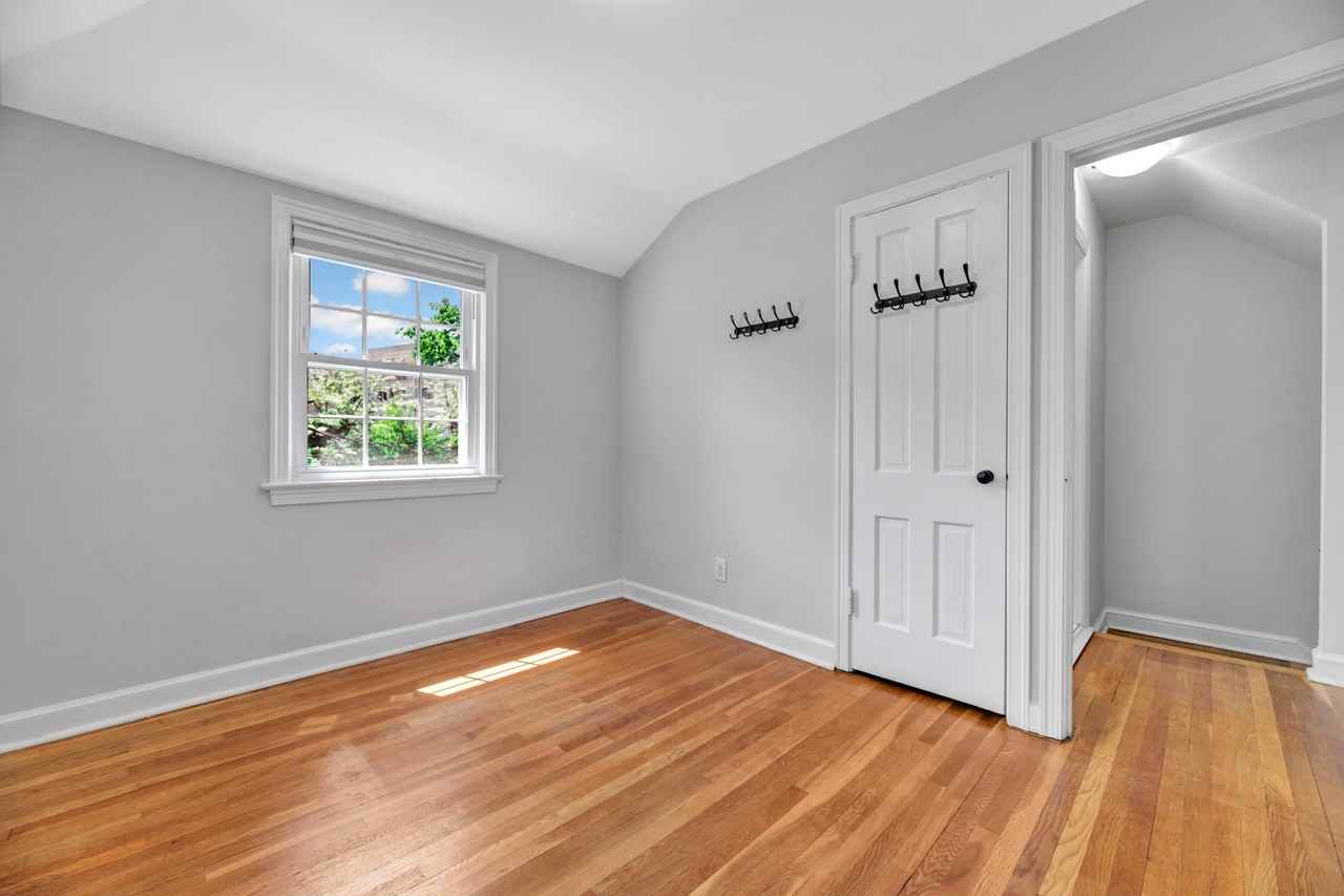 3618 3rd St S - Photo 5 of 30