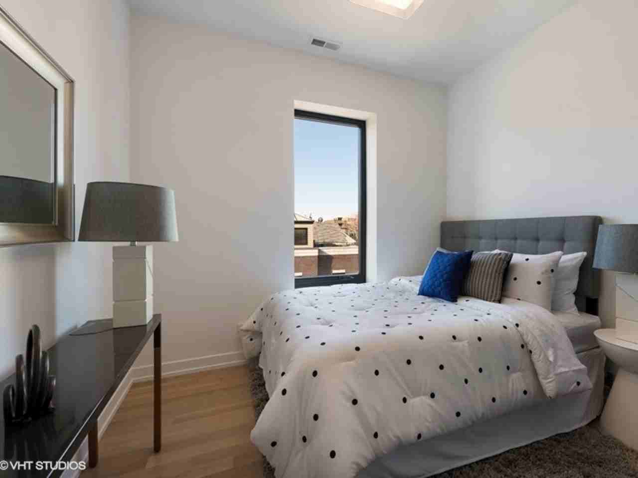 1244 W Huron St #3 - Photo 3 of 8