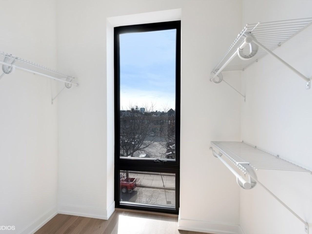 1244 W Huron St #3 - Photo 5 of 8