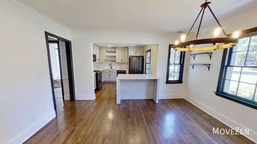 1704 Dearmon Dr - Photo 4 of 22