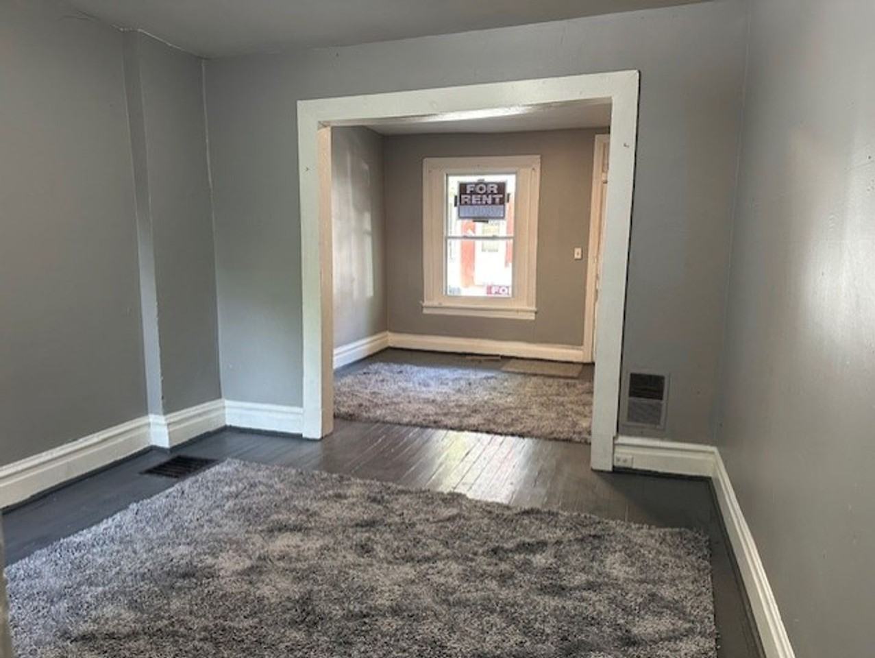 1213 Hunter St - Photo 3 of 12