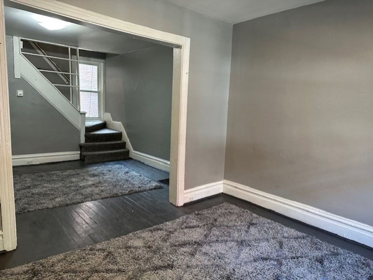 1213 Hunter St - Photo 4 of 12