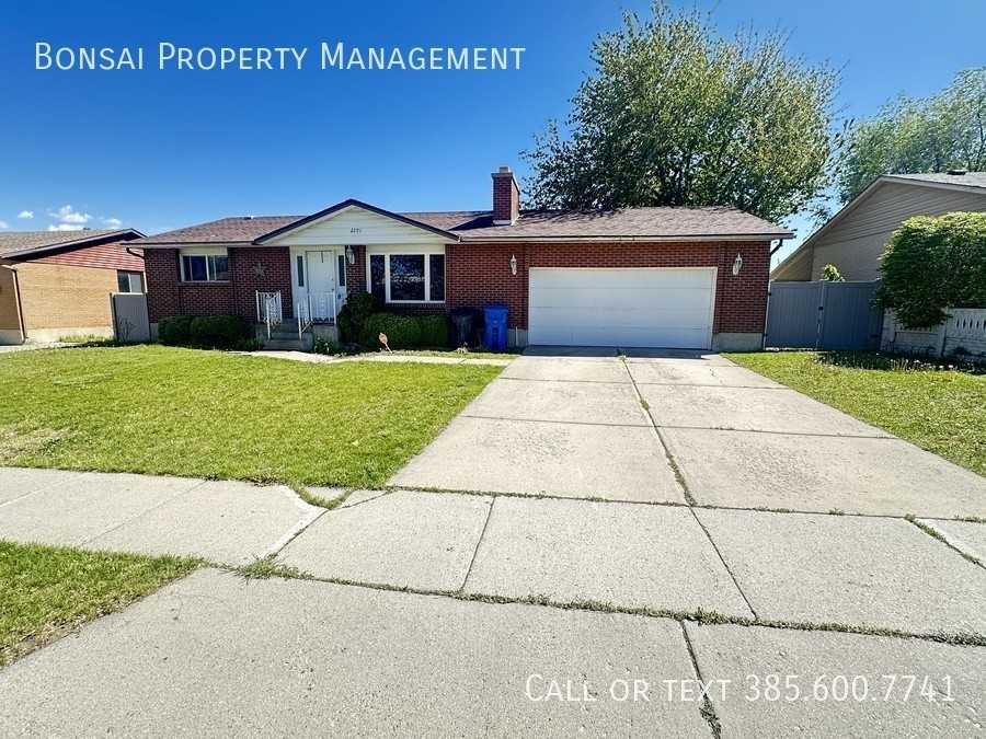 2291 W Longmeadow Dr - Photo 2 of 21