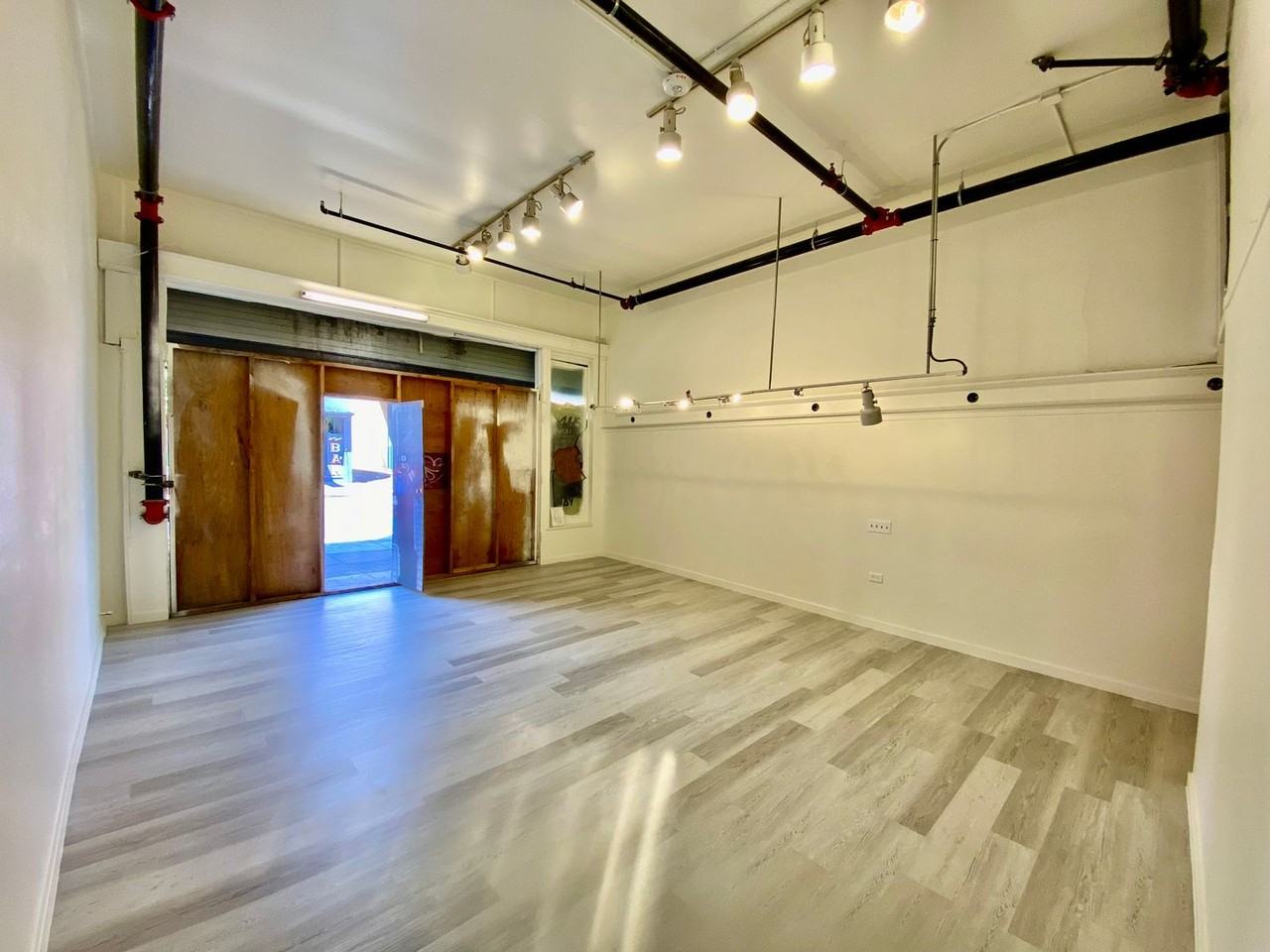 1426 Stockton St - Photo 2 of 13