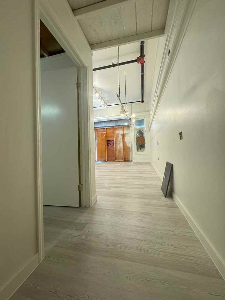 1426 Stockton St - Photo 4 of 13