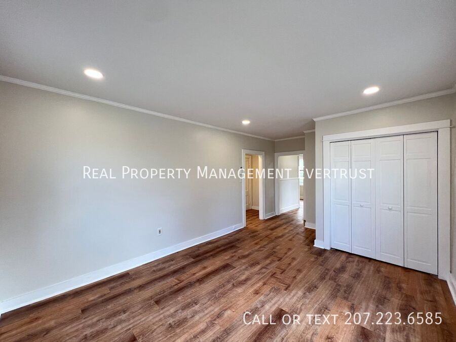 249 Lincoln St - Photo 6 of 15