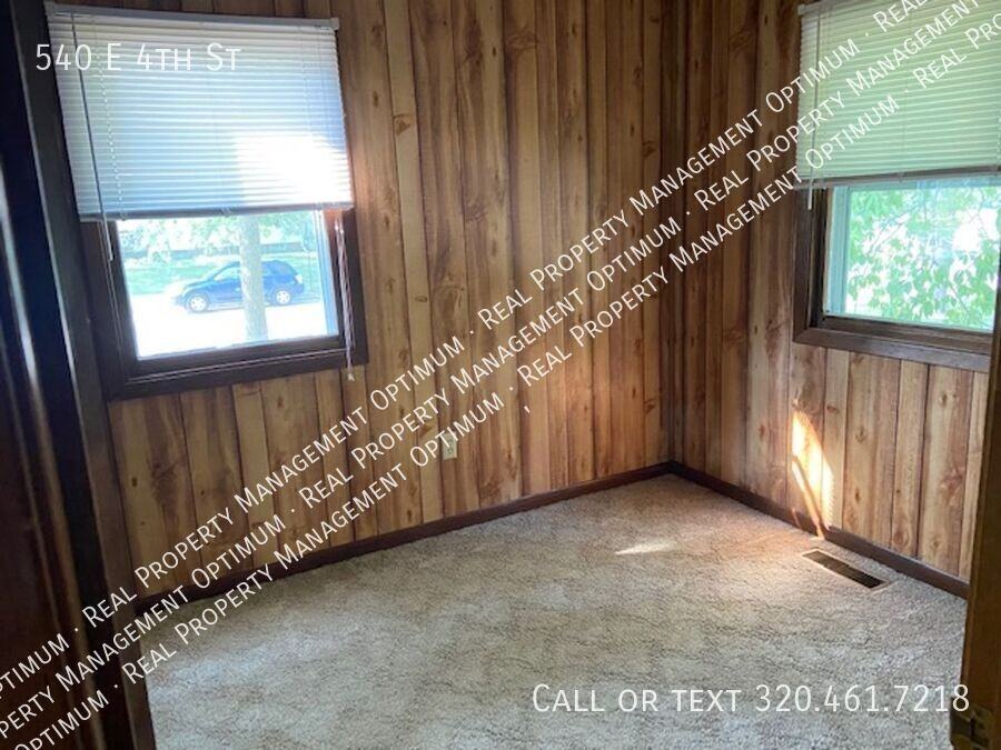 540 E 4th St - Photo 6 of 16