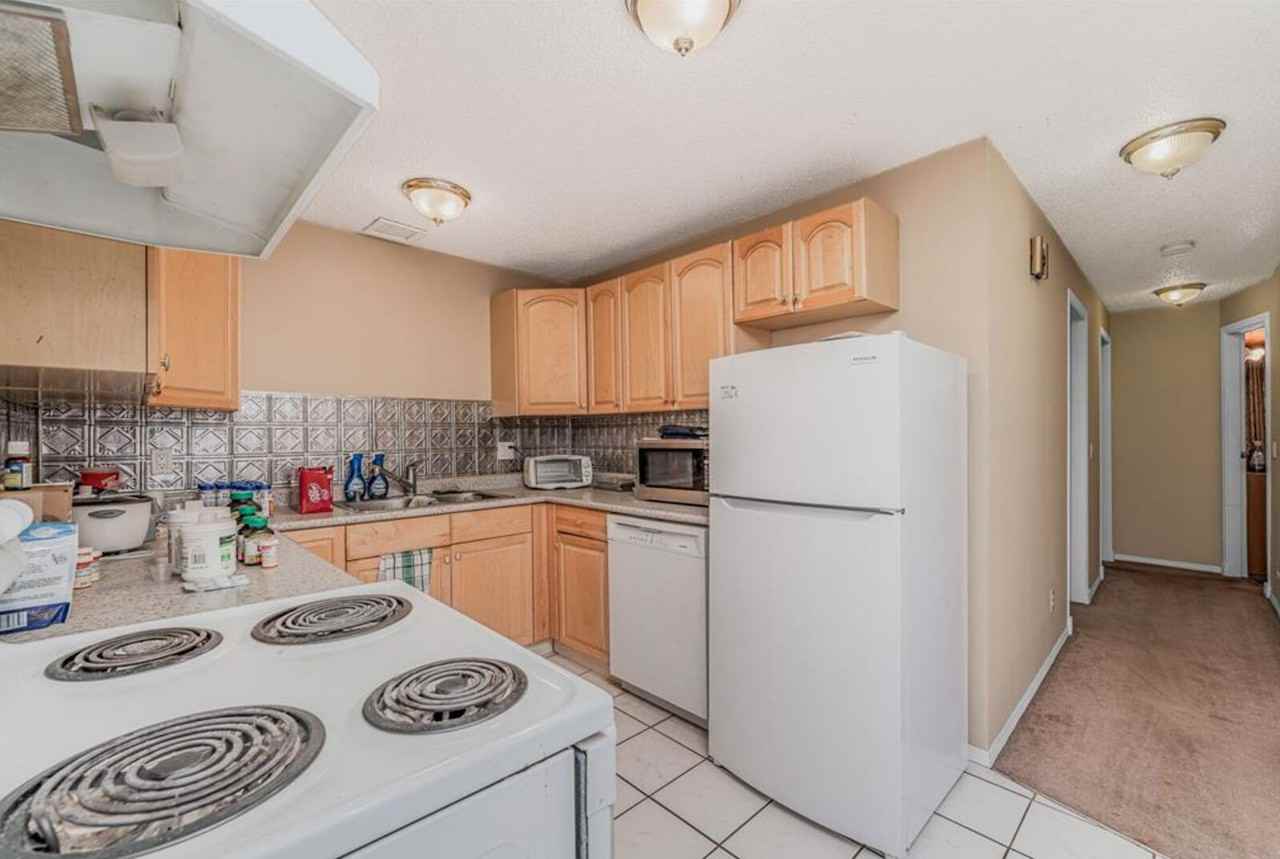 1424 11 Ave Se #1424B - Photo 2 of 6