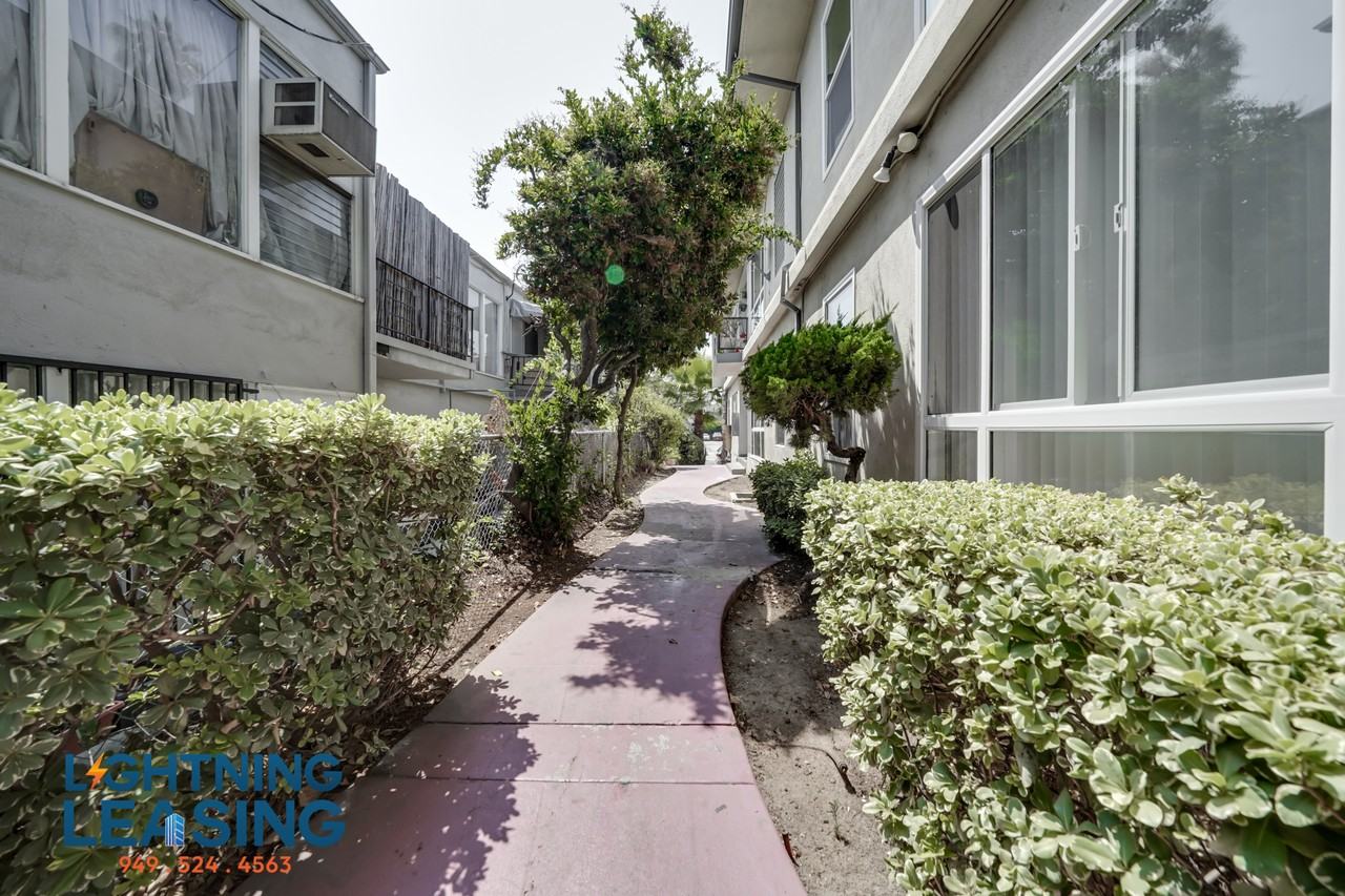921 1/2 N Normandie Ave #6A - Photo 3 of 21