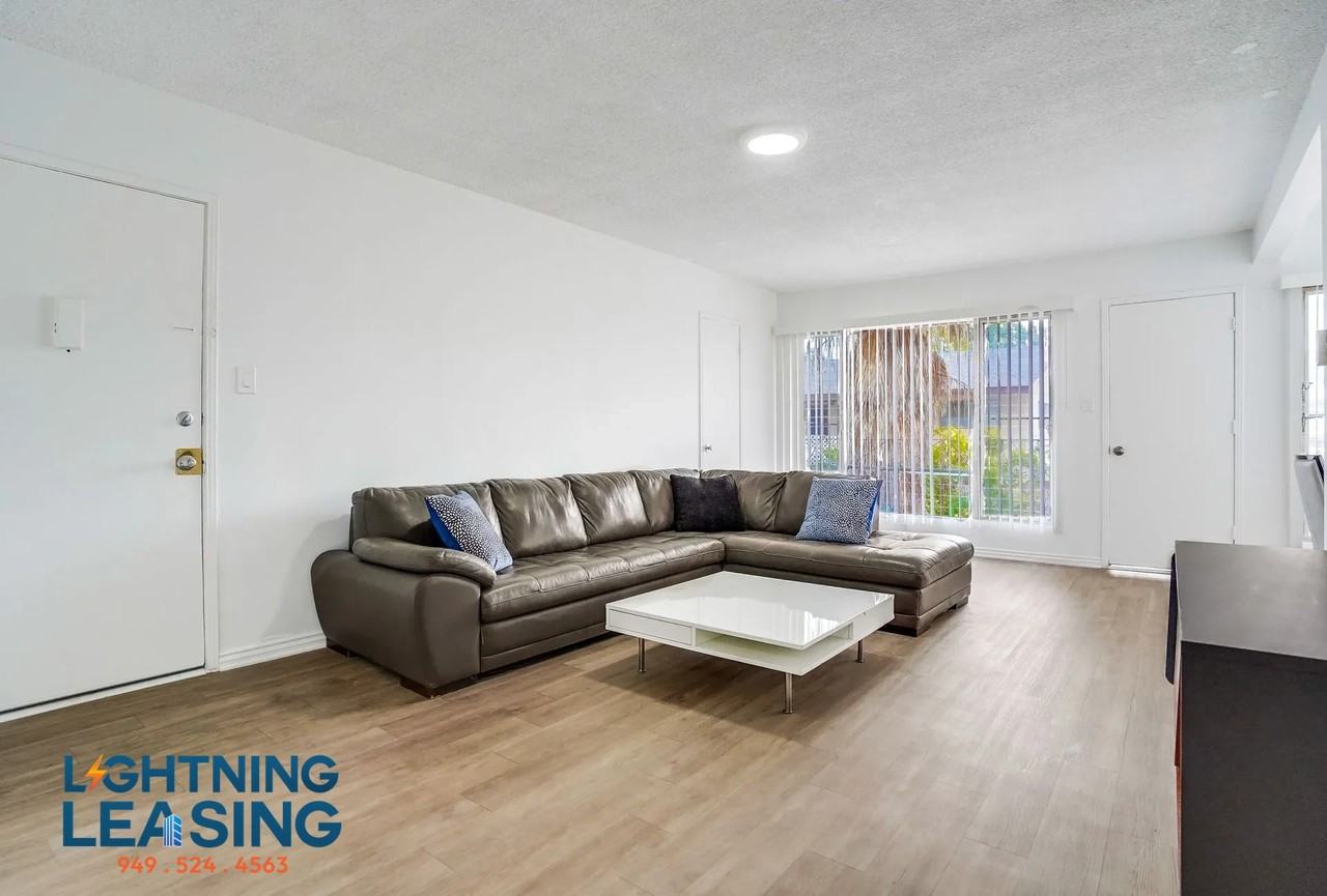 12310 Chandler Blvd #41A - Photo 2 of 15