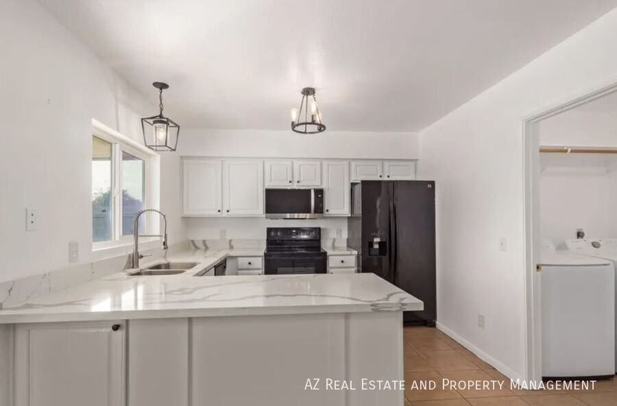 6421 W Carol Ave - Photo 4 of 18