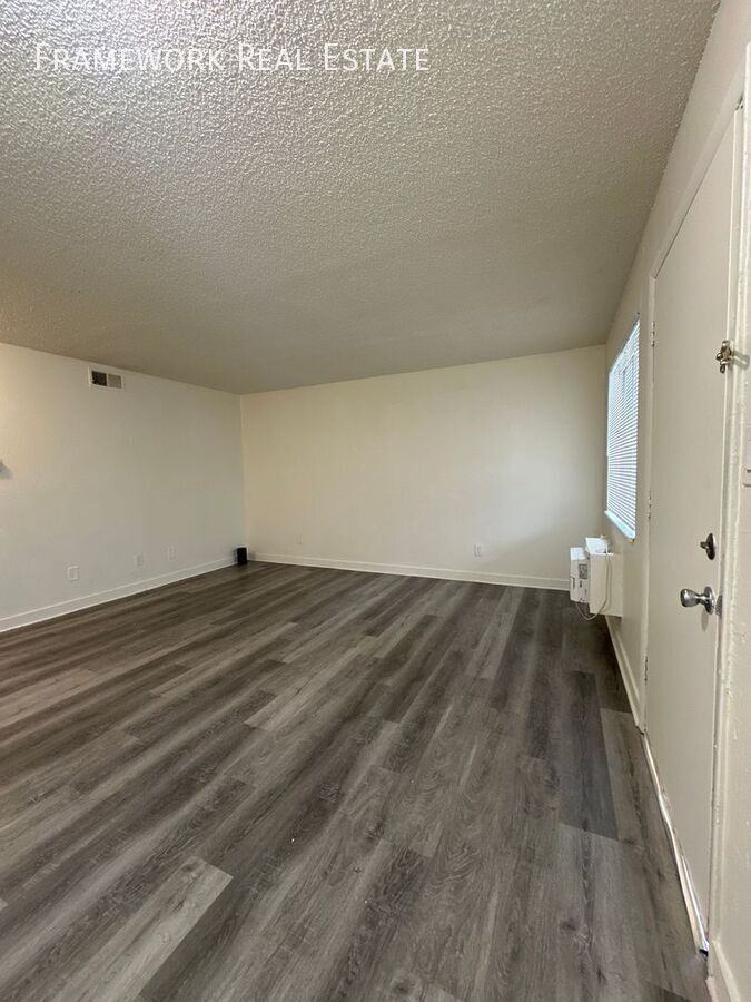 1380 W Mississippi Ave #302 - Photo 3 of 29