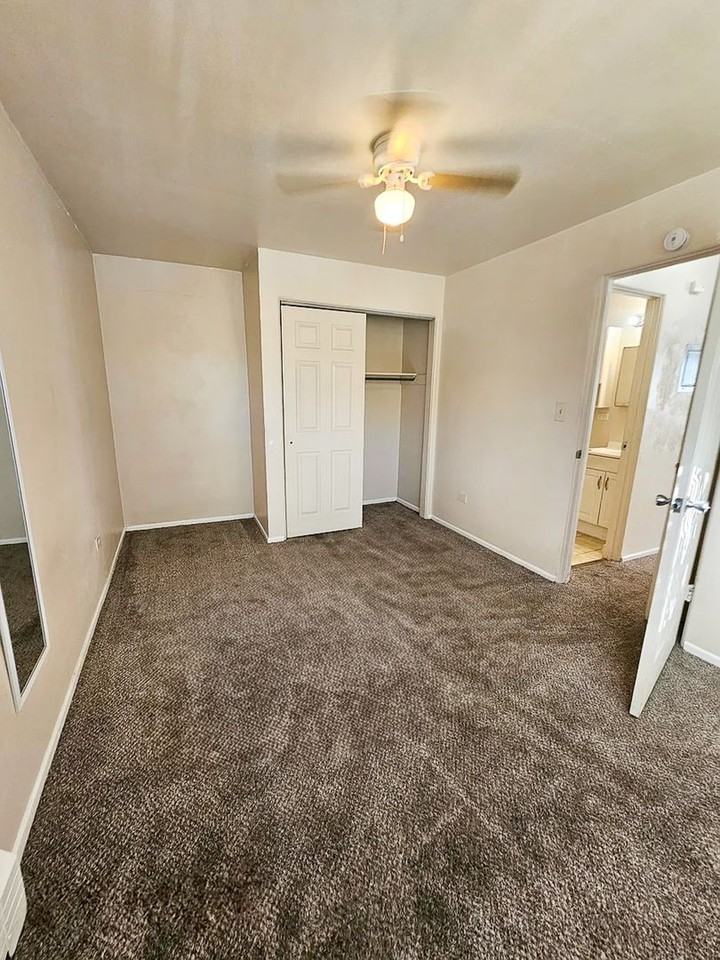 1415 Clinton St #1415 - Photo 4 of 4