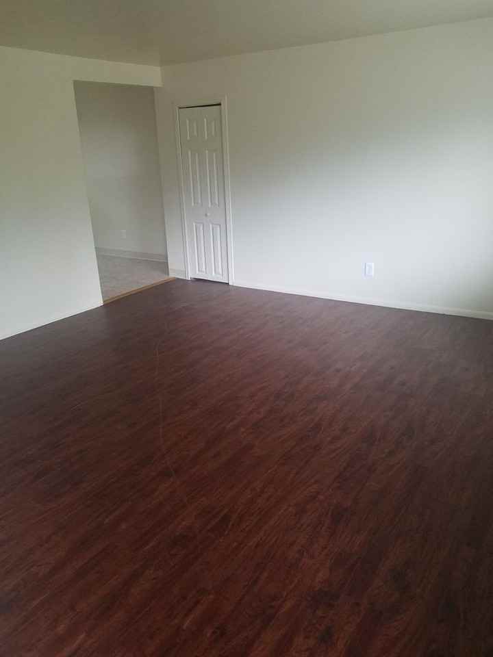 150 Laurel St #03 - Photo 3 of 13