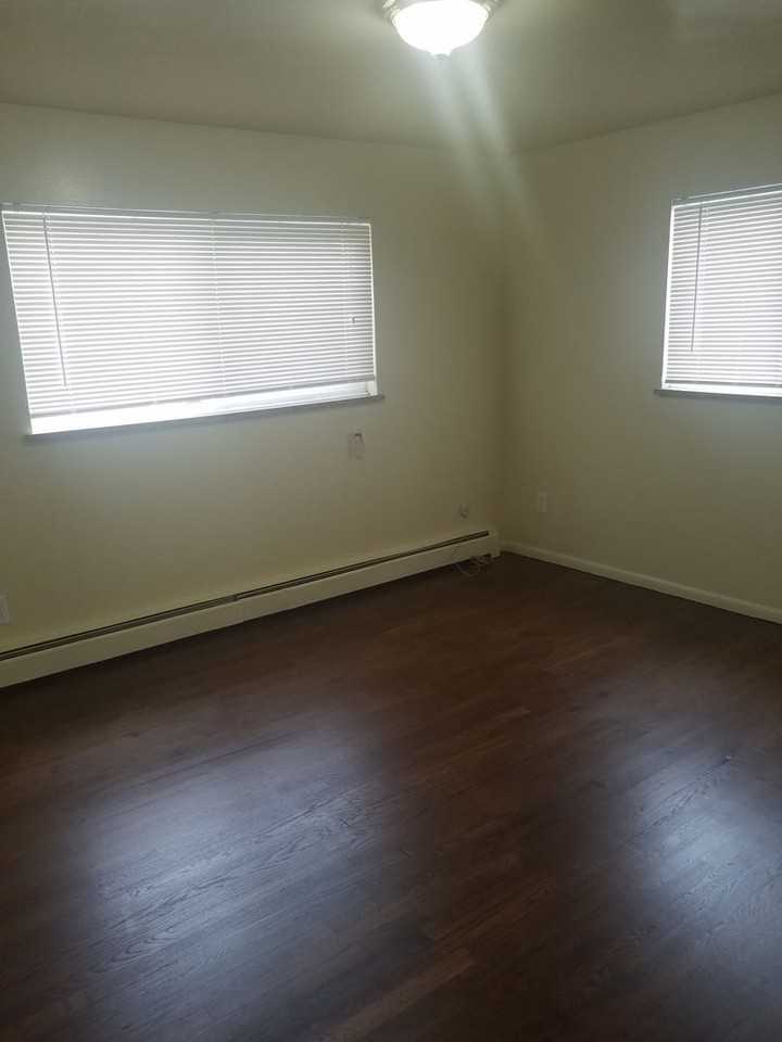 150 Laurel St #03 - Photo 7 of 15