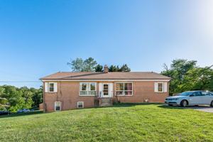 featured image of 4801 Boonsboro Rd