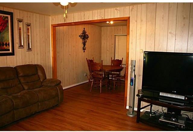 438 W Phillips Ct #1 - Photo 2 of 24