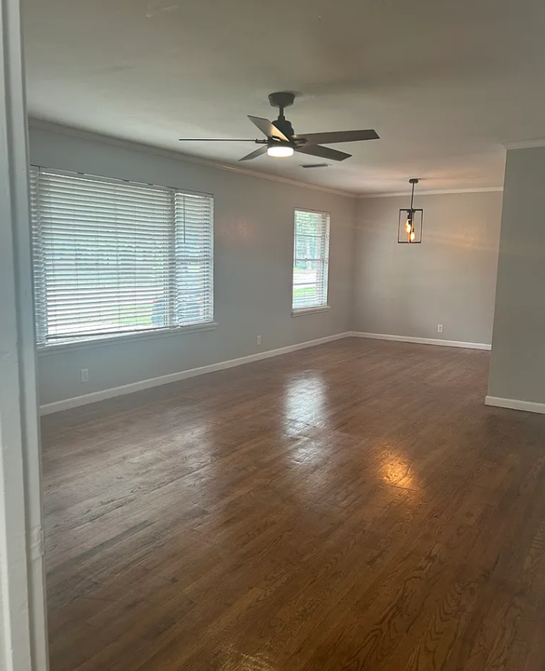 1413 W Tucker Blvd - Photo 4 of 12