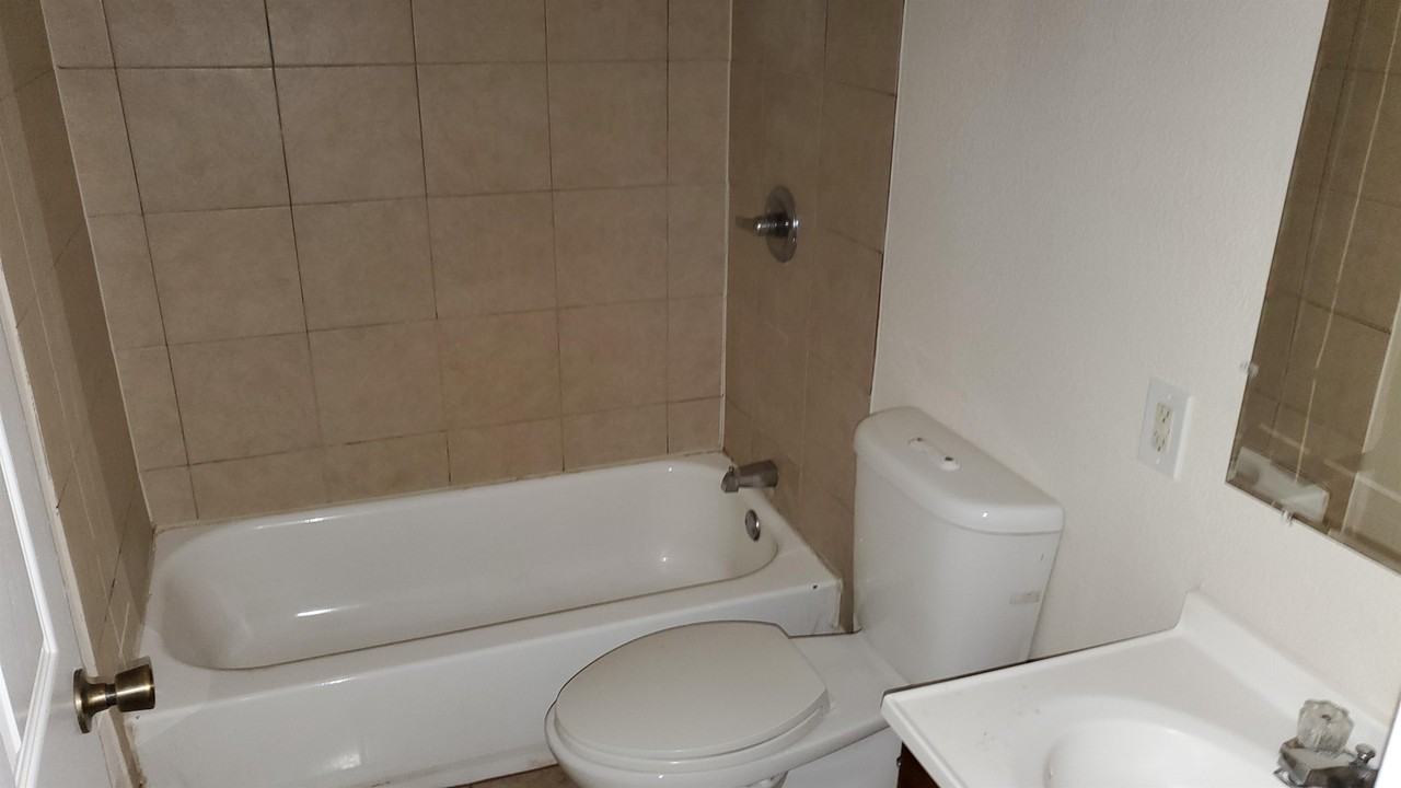 3700 Radford Rd #1 - Photo 6 of 10