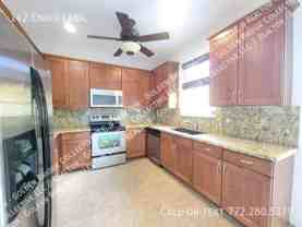 142 Ennis Ln - Photo 1 of 1