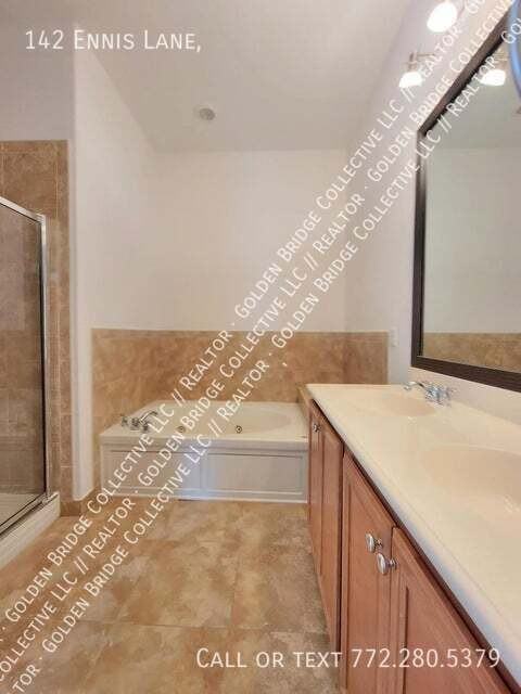 142 Ennis Ln - Photo 7 of 11