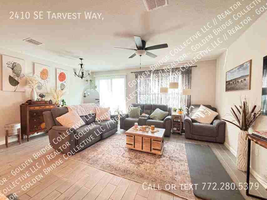 2410 Se Tarvest Way - Photo 3 of 12