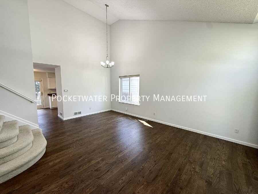 11752 Eaton Ct - Photo 2 of 22