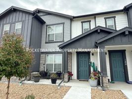 featured image of 176 Ambrose St
